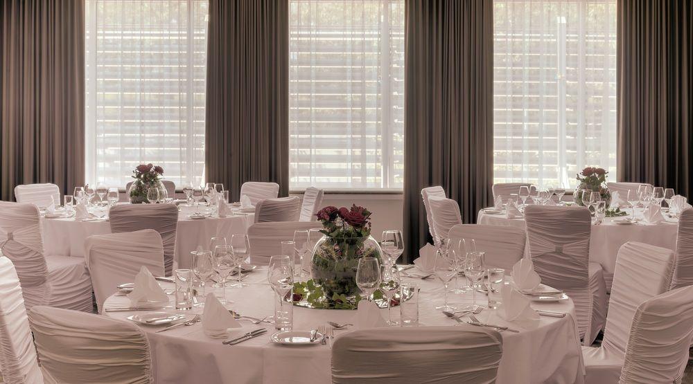 Courtyard By Marriott Linz Hotel Exterior foto